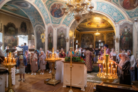 В день праздника Изнесения Честных Древ Животворящего Креста Господня и Всемилостивому Спасу и Пресвятой Богородице, митрополит Орловский и Болховский Тихон возглавил Божественную литургию в Свято-Троицком храме города Орла. 14 августа 2026 года В день праздника Изнесения Честных Древ Животворящего Креста Господня и Всемилостивому Спасу и Пресвятой Богородице, митрополит Орловский и Болховский Тихон возглавил Божественную литургию в Свято-Троицком храме города Орла. 14 августа 2026 года