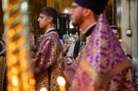 В день праздника Изнесения Честных Древ Животворящего Креста Господня и Всемилостивому Спасу и Пресвятой Богородице, митрополит Орловский и Болховский Тихон возглавил Божественную литургию в Свято-Троицком храме города Орла. 14 августа 2026 года В день праздника Изнесения Честных Древ Животворящего Креста Господня и Всемилостивому Спасу и Пресвятой Богородице, митрополит Орловский и Болховский Тихон возглавил Божественную литургию в Свято-Троицком храме города Орла. 14 августа 2026 года