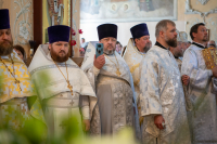 В праздник Вознесения Господня, в день памяти Апостола и евангелиста Иоанна Богослова, митрополит Орловский и Болховский Тихон возглавил Божественную литургию в Богоявленском соборе города Орла, за которой был совершен чин прославления святого праведного Афанасия, Христа ради юродивого, исповедника. 21 мая 2026 года, г.Орел В праздник Вознесения Господня, в день памяти Апостола и евангелиста Иоанна Богослова, митрополит Орловский и Болховский Тихон возглавил Божественную литургию в Богоявленском соборе города Орла, за которой был совершен чин прославления святого праведного Афанасия, Христа ради юродивого, исповедника. 21 мая 2026 года, г.Орел
