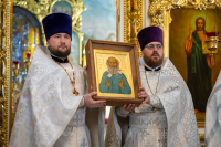 В праздник Вознесения Господня, в день памяти Апостола и евангелиста Иоанна Богослова, митрополит Орловский и Болховский Тихон возглавил Божественную литургию в Богоявленском соборе города Орла, за которой был совершен чин прославления святого праведного Афанасия, Христа ради юродивого, исповедника. 21 мая 2026 года, г.Орел В праздник Вознесения Господня, в день памяти Апостола и евангелиста Иоанна Богослова, митрополит Орловский и Болховский Тихон возглавил Божественную литургию в Богоявленском соборе города Орла, за которой был совершен чин прославления святого праведного Афанасия, Христа ради юродивого, исповедника. 21 мая 2026 года, г.Орел