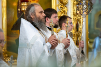 В праздник Вознесения Господня, в день памяти Апостола и евангелиста Иоанна Богослова, митрополит Орловский и Болховский Тихон возглавил Божественную литургию в Богоявленском соборе города Орла, за которой был совершен чин прославления святого праведного Афанасия, Христа ради юродивого, исповедника. 21 мая 2026 года, г.Орел В праздник Вознесения Господня, в день памяти Апостола и евангелиста Иоанна Богослова, митрополит Орловский и Болховский Тихон возглавил Божественную литургию в Богоявленском соборе города Орла, за которой был совершен чин прославления святого праведного Афанасия, Христа ради юродивого, исповедника. 21 мая 2026 года, г.Орел