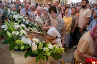 В праздник Вознесения Господня, в день памяти Апостола и евангелиста Иоанна Богослова, митрополит Орловский и Болховский Тихон возглавил Божественную литургию в Богоявленском соборе города Орла, за которой был совершен чин прославления святого праведного Афанасия, Христа ради юродивого, исповедника. 21 мая 2026 года, г.Орел В праздник Вознесения Господня, в день памяти Апостола и евангелиста Иоанна Богослова, митрополит Орловский и Болховский Тихон возглавил Божественную литургию в Богоявленском соборе города Орла, за которой был совершен чин прославления святого праведного Афанасия, Христа ради юродивого, исповедника. 21 мая 2026 года, г.Орел