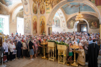 В праздник Вознесения Господня, в день памяти Апостола и евангелиста Иоанна Богослова, митрополит Орловский и Болховский Тихон возглавил Божественную литургию в Богоявленском соборе города Орла, за которой был совершен чин прославления святого праведного Афанасия, Христа ради юродивого, исповедника. 21 мая 2026 года, г.Орел В праздник Вознесения Господня, в день памяти Апостола и евангелиста Иоанна Богослова, митрополит Орловский и Болховский Тихон возглавил Божественную литургию в Богоявленском соборе города Орла, за которой был совершен чин прославления святого праведного Афанасия, Христа ради юродивого, исповедника. 21 мая 2026 года, г.Орел