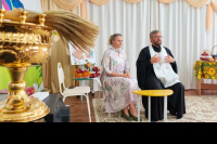 В день праздника Преображения Господня настоятель храма в микрорайоне «Зареченский» протоиерей Георгий Зейкан посетил юных подопечных из детского сада №95, 19 августа 2026 года В день праздника Преображения Господня настоятель храма в микрорайоне «Зареченский» протоиерей Георгий Зейкан посетил юных подопечных из детского сада №95, 19 августа 2026 года