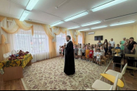 В день праздника Преображения Господня настоятель храма в микрорайоне «Зареченский» протоиерей Георгий Зейкан посетил юных подопечных из детского сада №95, 19 августа 2026 года В день праздника Преображения Господня настоятель храма в микрорайоне «Зареченский» протоиерей Георгий Зейкан посетил юных подопечных из детского сада №95, 19 августа 2026 года
