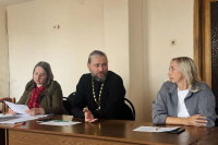 В территориальном управлении по Заводскому району администрации города Орла состоялось расширенное заседание комиссии по делам несовершеннолетних и защите их прав. Одной из основных тем встречи стало предупреждение нарушений правил дорожного движения подростками, в том числе случаев управления мототранспортом без соответствующего права. 21 августа 2026 года, г.Орел В территориальном управлении по Заводскому району администрации города Орла состоялось расширенное заседание комиссии по делам несовершеннолетних и защите их прав. Одной из основных тем встречи стало предупреждение нарушений правил дорожного движения подростками, в том числе случаев управления мототранспортом без соответствующего права. 21 августа 2026 года, г.Орел