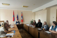 В территориальном управлении по Заводскому району администрации города Орла состоялось расширенное заседание комиссии по делам несовершеннолетних и защите их прав. Одной из основных тем встречи стало предупреждение нарушений правил дорожного движения подростками, в том числе случаев управления мототранспортом без соответствующего права. 21 августа 2026 года, г.Орел В территориальном управлении по Заводскому району администрации города Орла состоялось расширенное заседание комиссии по делам несовершеннолетних и защите их прав. Одной из основных тем встречи стало предупреждение нарушений правил дорожного движения подростками, в том числе случаев управления мототранспортом без соответствующего права. 21 августа 2026 года, г.Орел