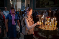 В канун праздника Успения Пресвятой Владычицы нашей Богородицы и Приснодевы Марии, митрополит Орловский и Болховский Тихон возглавил всенощное бдение с чином погребения Божией Матери в Успенском (Михаило-Архангельском) соборе города Орла. 27 августа 2026 года. В канун праздника Успения Пресвятой Владычицы нашей Богородицы и Приснодевы Марии, митрополит Орловский и Болховский Тихон возглавил всенощное бдение с чином погребения Божией Матери в Успенском (Михаило-Архангельском) соборе города Орла. 27 августа 2026 года.