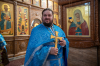 В праздник Успения Пресвятой Владычицы нашей Богородицы и Приснодевы Марии, митрополит Орловский и Болховский Тихон совершил Божественную литургию и возглавил престольные торжества в Свято-Успенском монастыре Орла. 28 августа 2026 года В праздник Успения Пресвятой Владычицы нашей Богородицы и Приснодевы Марии, митрополит Орловский и Болховский Тихон совершил Божественную литургию и возглавил престольные торжества в Свято-Успенском монастыре Орла. 28 августа 2026 года