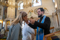 В Неделю 13-ю по Пятидесятнице, день памяти преподобного Пимена Угрешского и преподобного Алипия, иконописца Печерского, в Ближних пещерах, митрополит Орловский и Болховский Тихон возглавил Божественную литургию в храме Казанской иконы Божией Матери города Орла. 30 августа 2026 года В Неделю 13-ю по Пятидесятнице, день памяти преподобного Пимена Угрешского и преподобного Алипия, иконописца Печерского, в Ближних пещерах, митрополит Орловский и Болховский Тихон возглавил Божественную литургию в храме Казанской иконы Божией Матери города Орла. 30 августа 2026 года