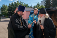 В канун Недели 11-й по Пятидесятнице и празднования Смоленской иконы Божией Матери, именуемой «Одигитрия» («Путеводительница»), митрополит Орловский и Болховский Тихон совершил всенощное бдение в храме Смоленской иконы Божией Матери города Орла. 9 августа 2026 года