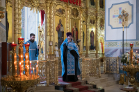 В канун Недели 11-й по Пятидесятнице и празднования Смоленской иконы Божией Матери, именуемой «Одигитрия» («Путеводительница»), митрополит Орловский и Болховский Тихон совершил всенощное бдение в храме Смоленской иконы Божией Матери города Орла. 9 августа 2026 года