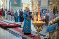 В канун Недели 11-й по Пятидесятнице и празднования Смоленской иконы Божией Матери, именуемой «Одигитрия» («Путеводительница»), митрополит Орловский и Болховский Тихон совершил всенощное бдение в храме Смоленской иконы Божией Матери города Орла. 9 августа 2026 года