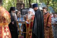 В Скиту Новомучеников и исповедников Российских в Медведевском лесу митрополит Орловский и Болховский Тихон совершил чин освящения часовни, посвященной памяти невинно убиенных. 11 сентября 2026 года, г.Орел