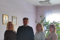 Благочинный храмов Болховского округа протоиерей Александр Кузнецов встретился с сотрудниками и пациентками Женской консультации №1 Железнодорожного района города Орла. 11 сентября 2026 года.
