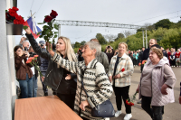 Митрополит Орловский и Болховский Тихон освятил Поклонный крест на месте гибели сотрудников ОМОН «Крепость», 14 сентября 2026 года, Глазуновский район Орловской области. Митрополит Орловский и Болховский Тихон освятил Поклонный крест на месте гибели сотрудников ОМОН «Крепость», 14 сентября 2026 года, Глазуновский район Орловской области.