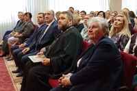 По благословению Владыки Тихона, настоятель Свято-Троицкого храма Орла протоиерей Андрей Михалев поздравил региональный Роспотребнадзор с профессиональным праздником, 15 сентября 2026 года, г.Орел