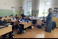Протоиерей Юлий Боронтов провёл в средней школе № 2 урок для учащихся 4-х классов, 16 сентября 2026 года Протоиерей Юлий Боронтов провёл в средней школе № 2 урок для учащихся 4-х классов, 16 сентября 2026 года