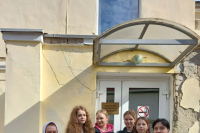 В праздник Воздвижения Честного Животворящего Креста Господня, воспитанники воскресной школы Николо-Песковского храма вместе с родителями, преподавателями и волонтерами отряда «Благо» городской средней общеобразовательной школы № 33 посетили постояльцев Центра социальной адаптации для лиц без определенного места жительства и занятий. 27 сентября 2026 года, г.Орел В праздник Воздвижения Честного Животворящего Креста Господня, воспитанники воскресной школы Николо-Песковского храма вместе с родителями, преподавателями и волонтерами отряда «Благо» городской средней общеобразовательной школы № 33 посетили постояльцев Центра социальной адаптации для лиц без определенного места жительства и занятий. 27 сентября 2026 года, г.Орел