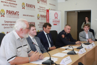 В День солидарности в борьбе с терроризмом, в Среднерусском институте управления — филиале РАНХиГС состоялся круглый стол «Противодействие терроризму и экстремизму: от личной ответственности к системным решениям», в котором принял участие протоиерей Сергий Гаврюшин, 3 сентября 2026 года, г.Орел В День солидарности в борьбе с терроризмом, в Среднерусском институте управления — филиале РАНХиГС состоялся круглый стол «Противодействие терроризму и экстремизму: от личной ответственности к системным решениям», в котором принял участие протоиерей Сергий Гаврюшин, 3 сентября 2026 года, г.Орел
