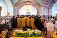 В празднование Собора святых Орловской митрополии, Сретения Владимирской иконы Пресвятой Богородицы, день памяти священноисповедника Георгия Коссова, митрополит Орловский и Болховский Тихон и епископ Ливенский и Малоархангельский Нектарий возглавили Божественную Литургию в Спасо-Преображенском соборе города Болхова. 8 сентября 2026 года. В празднование Собора святых Орловской митрополии, Сретения Владимирской иконы Пресвятой Богородицы, день памяти священноисповедника Георгия Коссова, митрополит Орловский и Болховский Тихон и епископ Ливенский и Малоархангельский Нектарий возглавили Божественную Литургию в Спасо-Преображенском соборе города Болхова. 8 сентября 2026 года.
