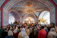 В празднование Собора святых Орловской митрополии, Сретения Владимирской иконы Пресвятой Богородицы, день памяти священноисповедника Георгия Коссова, митрополит Орловский и Болховский Тихон и епископ Ливенский и Малоархангельский Нектарий возглавили Божественную Литургию в Спасо-Преображенском соборе города Болхова. 8 сентября 2026 года. В празднование Собора святых Орловской митрополии, Сретения Владимирской иконы Пресвятой Богородицы, день памяти священноисповедника Георгия Коссова, митрополит Орловский и Болховский Тихон и епископ Ливенский и Малоархангельский Нектарий возглавили Божественную Литургию в Спасо-Преображенском соборе города Болхова. 8 сентября 2026 года.