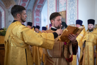 В празднование Собора святых Орловской митрополии, Сретения Владимирской иконы Пресвятой Богородицы, день памяти священноисповедника Георгия Коссова, митрополит Орловский и Болховский Тихон и епископ Ливенский и Малоархангельский Нектарий возглавили Божественную Литургию в Спасо-Преображенском соборе города Болхова. 8 сентября 2026 года. В празднование Собора святых Орловской митрополии, Сретения Владимирской иконы Пресвятой Богородицы, день памяти священноисповедника Георгия Коссова, митрополит Орловский и Болховский Тихон и епископ Ливенский и Малоархангельский Нектарий возглавили Божественную Литургию в Спасо-Преображенском соборе города Болхова. 8 сентября 2026 года.