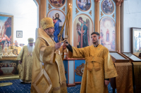 В празднование Собора святых Орловской митрополии, Сретения Владимирской иконы Пресвятой Богородицы, день памяти священноисповедника Георгия Коссова, митрополит Орловский и Болховский Тихон и епископ Ливенский и Малоархангельский Нектарий возглавили Божественную Литургию в Спасо-Преображенском соборе города Болхова. 8 сентября 2026 года. В празднование Собора святых Орловской митрополии, Сретения Владимирской иконы Пресвятой Богородицы, день памяти священноисповедника Георгия Коссова, митрополит Орловский и Болховский Тихон и епископ Ливенский и Малоархангельский Нектарий возглавили Божественную Литургию в Спасо-Преображенском соборе города Болхова. 8 сентября 2026 года.