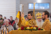 В Неделю 26-ю по Пятидесятнице, день памяти святой великомученицы Екатерины, митрополит Орловский и Болховский Тихон совершил Божественную литургию в храме священноисповедника Георгия Коссова в микрорайоне Болховский города Орла, 7 декабря 2025 года.