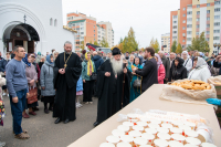 В Неделю 19-ю по Пятидесятнице, преподобного Харитона Исповедника, преподобных схимонаха Кирилла и схимонахини Марии, родителей преподобного Сергия Радонежского, Собора преподобных отцов Киево-Печерских, в Ближних пещерах почивающих, Обре́тения мощей преподобномученицы великой княгини Елисаветы,митрополит Орловский и Болховский Тихон возглавил Божественную литургию и совершил две хиротонии в храме святой блаженной Матроны Московской города Орла. 11 октября 2026 года.