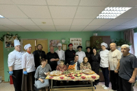  В праздник Покрова Пресвятой Богородицы, миссионерский отдел Орловской епархии вместе со студентами и мастерами Орловского техникума сферы услуг организовал праздничную акцию для подопечных Дома собслуживания «Болховский». 14 октября 2026 года