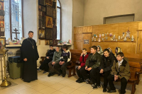 В праздник Покрова Пресвятой Богородицы в Свято-Троицком храме города Мценска состоялась экскурсия для учащихся учебных заведений города Мценска, 16 октября 2026 года