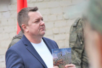 Митрополит Орловский и Болховский Тихон благословил добровольцев подразделения «БАРС-Орёл», выполняющего задачи по охране воздушного пространства Орловской области. 16 октября 2026 года, г.Орел Митрополит Орловский и Болховский Тихон благословил добровольцев подразделения «БАРС-Орёл», выполняющего задачи по охране воздушного пространства Орловской области. 16 октября 2026 года, г.Орел