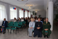 Благочинный Троснянско-Кромского района, настоятель Свято-Никольского храма протоиерей Виктор Титов благословил будущих защитников Отечества, 19 октября 2026 года Благочинный Троснянско-Кромского района, настоятель Свято-Никольского храма протоиерей Виктор Титов благословил будущих защитников Отечества, 19 октября 2026 года