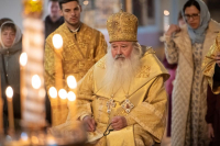 Владыка Тихон совершил Литургию в Христорождественском храме Болхова. 25.10.2026 Владыка Тихон совершил Литургию в Христорождественском храме Болхова. 25.10.2026