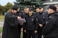 В рамках просветительской акции «Диалог со священником», курсанты и сотрудники Юридического института посетили Свято-Успенский мужской монастырь города Орла. 25 октября 2026 года