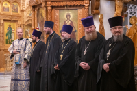 В день празднования Иверской иконы Божией Матери, митрополит Орловский и Болховский Тихон возглавил Божественную литургию в Иверском храме города Орла. 26 октября 2026 года.