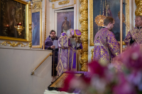 В день Отдания праздника Воздвижения Животворящего Креста Господня, день памяти апостола от 70-ти Кодрата и обретения мощей святителя Димитрия, митрополита Ростовского, митрополит Орловский и Болховский Тихон возглавил Божественную литургию и иерейскую хиротонию в Ахтырском кафедральном соборе города Орла. 4 октября 2026 года. В день Отдания праздника Воздвижения Животворящего Креста Господня, день памяти апостола от 70-ти Кодрата и обретения мощей святителя Димитрия, митрополита Ростовского, митрополит Орловский и Болховский Тихон возглавил Божественную литургию и иерейскую хиротонию в Ахтырском кафедральном соборе города Орла. 4 октября 2026 года.