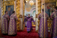 В день Отдания праздника Воздвижения Животворящего Креста Господня, день памяти апостола от 70-ти Кодрата и обретения мощей святителя Димитрия, митрополита Ростовского, митрополит Орловский и Болховский Тихон возглавил Божественную литургию и иерейскую хиротонию в Ахтырском кафедральном соборе города Орла. 4 октября 2026 года. В день Отдания праздника Воздвижения Животворящего Креста Господня, день памяти апостола от 70-ти Кодрата и обретения мощей святителя Димитрия, митрополита Ростовского, митрополит Орловский и Болховский Тихон возглавил Божественную литургию и иерейскую хиротонию в Ахтырском кафедральном соборе города Орла. 4 октября 2026 года.
