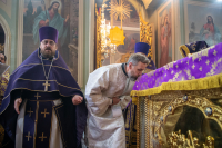 В день Отдания праздника Воздвижения Животворящего Креста Господня, день памяти апостола от 70-ти Кодрата и обретения мощей святителя Димитрия, митрополита Ростовского, митрополит Орловский и Болховский Тихон возглавил Божественную литургию и иерейскую хиротонию в Ахтырском кафедральном соборе города Орла. 4 октября 2026 года. В день Отдания праздника Воздвижения Животворящего Креста Господня, день памяти апостола от 70-ти Кодрата и обретения мощей святителя Димитрия, митрополита Ростовского, митрополит Орловский и Болховский Тихон возглавил Божественную литургию и иерейскую хиротонию в Ахтырском кафедральном соборе города Орла. 4 октября 2026 года.