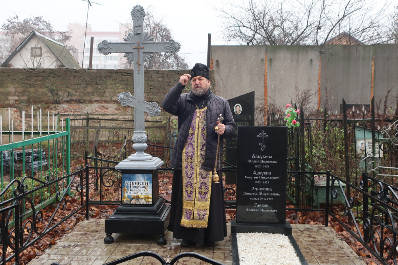 Приходская община Николо-Песковского храма молитвенно почтила память протоиерея  Николая Азбукина
