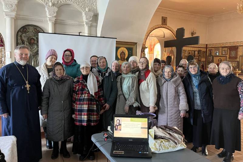 В Троице-Васильевском храме состоялось новое заседание библейской группы В Троице-Васильевском храме состоялось новое заседание библейской группы