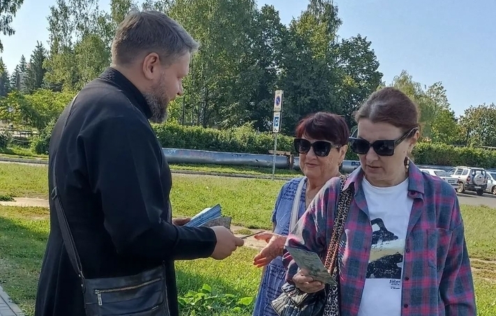 Миссионеры Орловской епархии рассказали жителям о духовном смысле летних Спасов