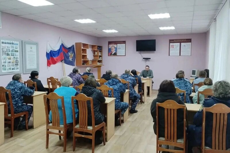 Сотрудникам орловского УФСИН рассказали о профилактике суицидального поведения Сотрудникам орловского УФСИН рассказали о профилактике суицидального поведения